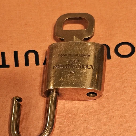 Louis Vuitton Authentic Lock & Key - Picture 5 of 6